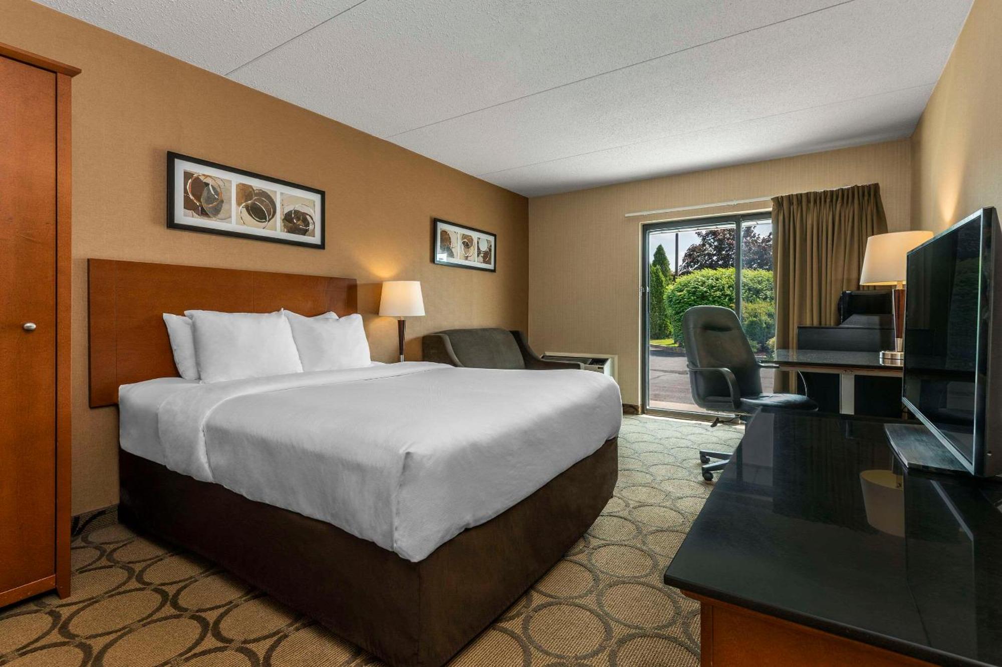 Comfort Airport East Inn Quebec City