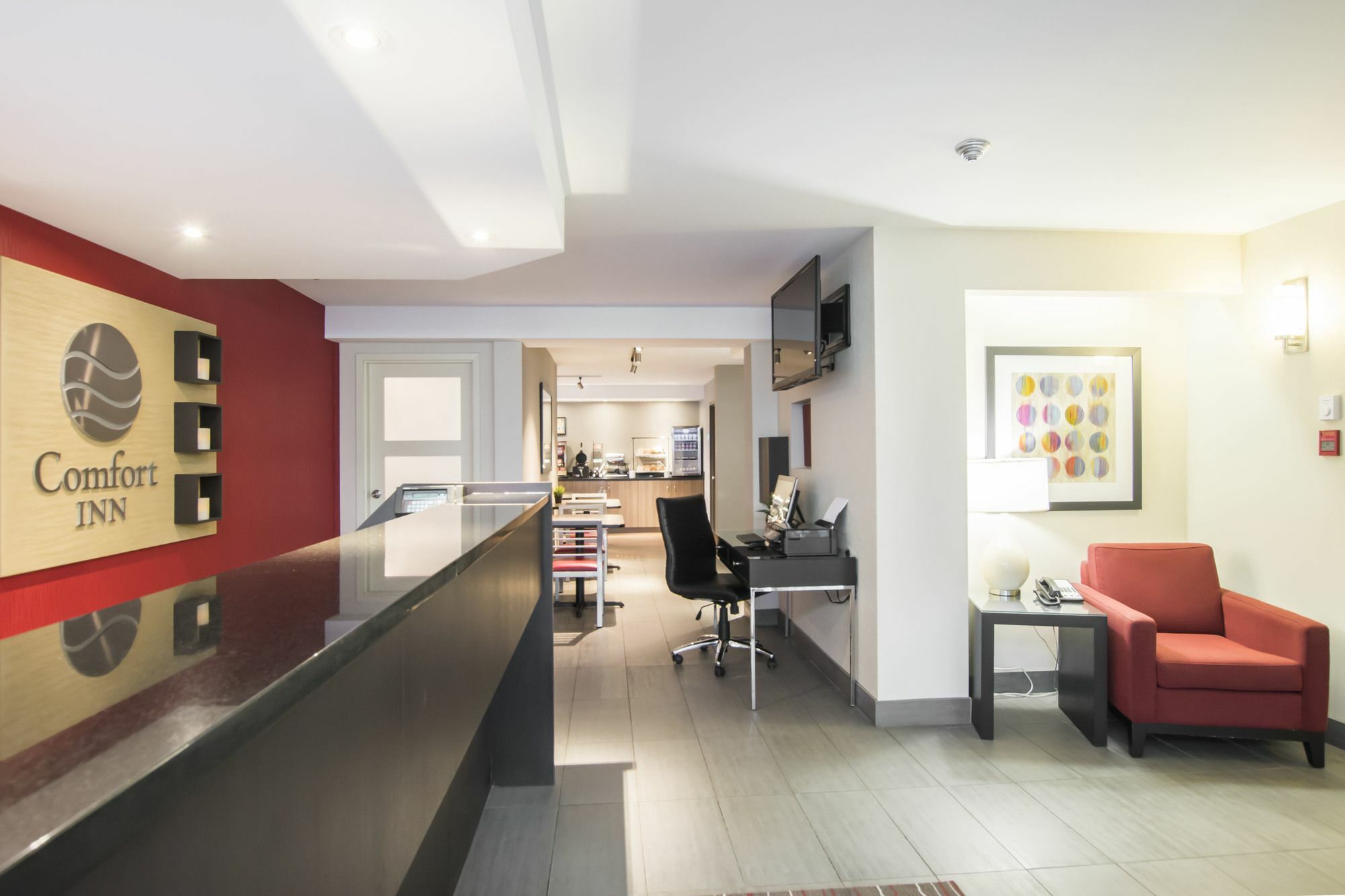Inn Comfort Airport East Quebec City