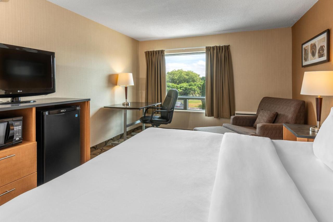 Inn Comfort Airport East