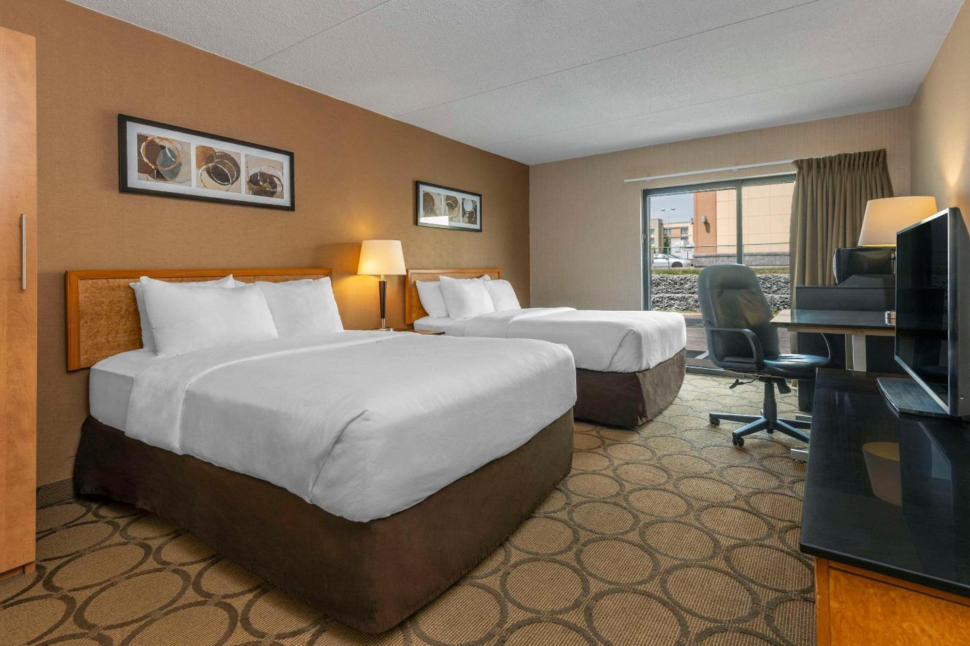 Comfort Airport East 3* Quebec City