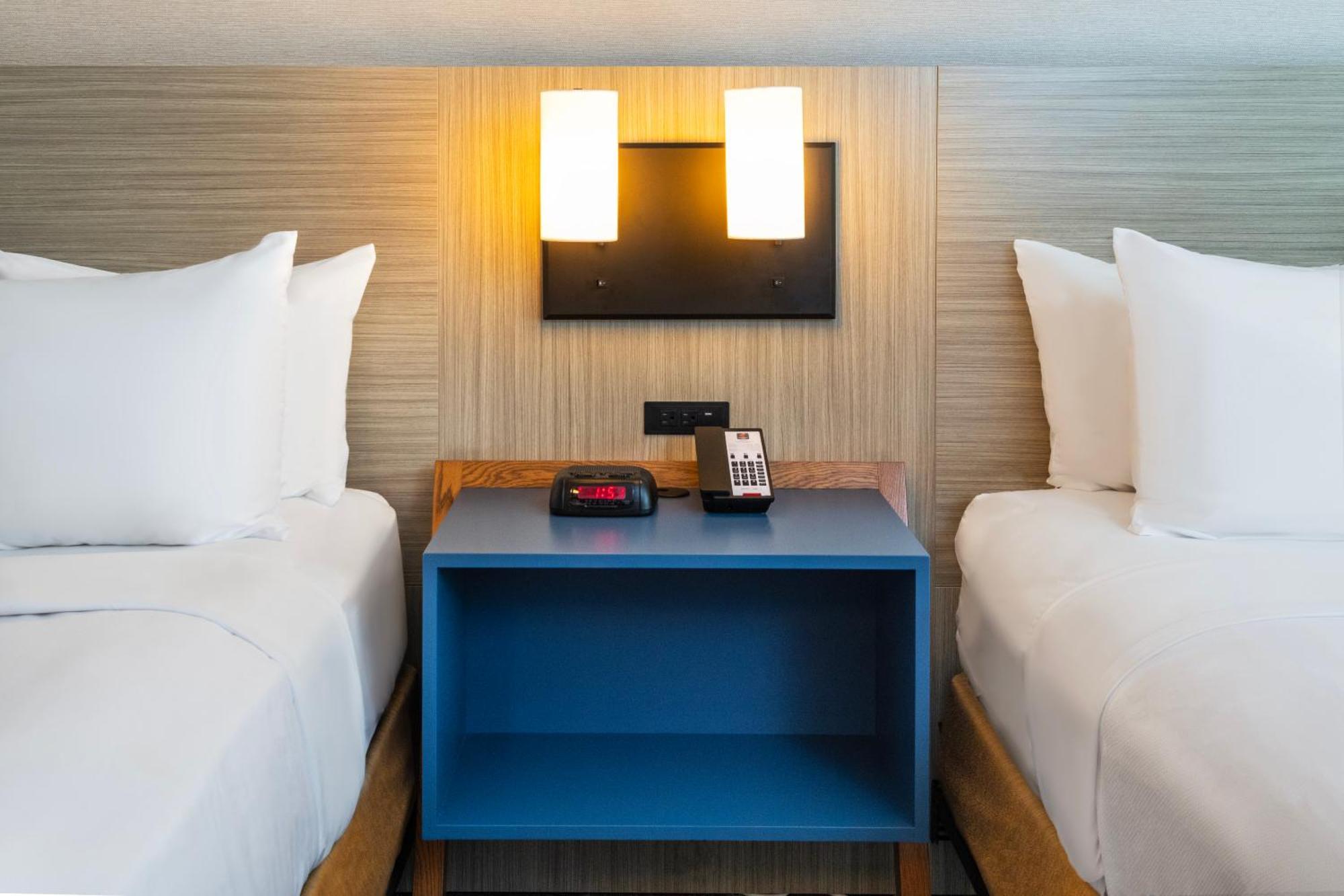 Inn Comfort Airport East Quebec City
