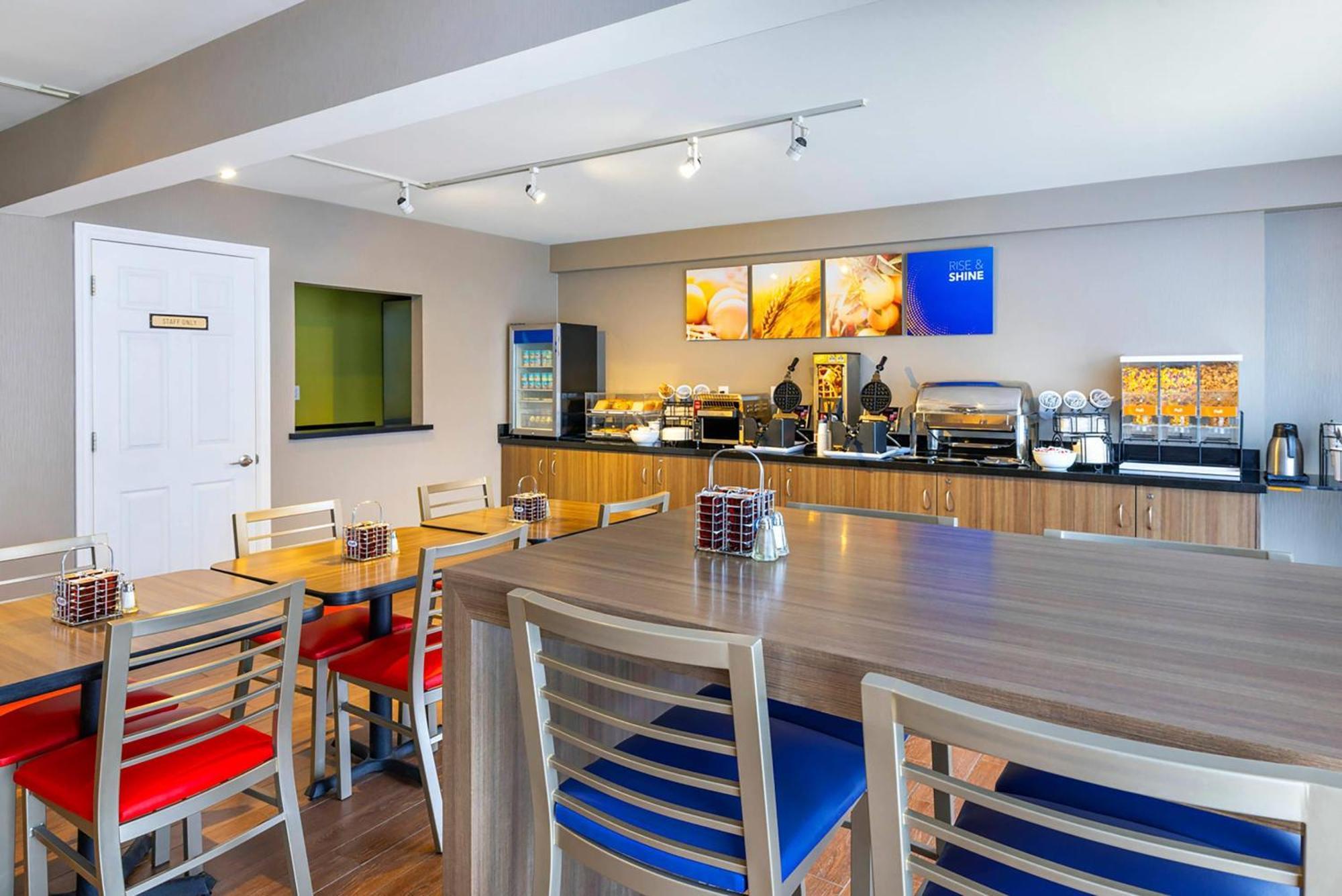 Comfort Airport East 3*