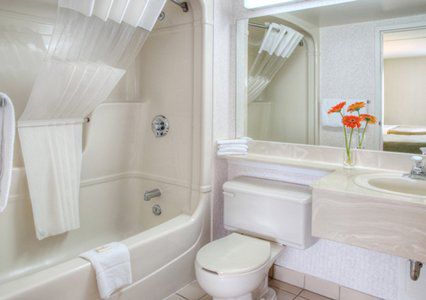 Comfort Airport East 3*